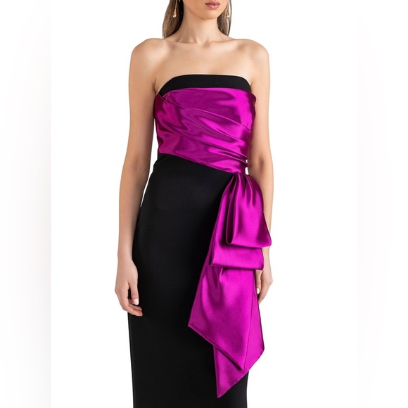 Shoshanna Amara Strapless Gown - Picture 4 of 11